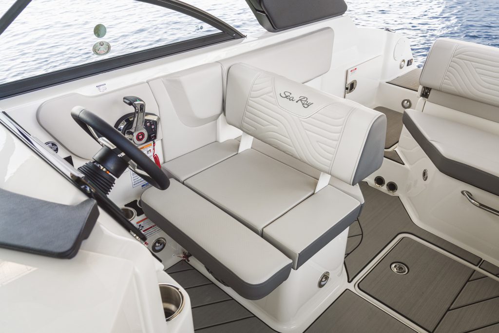 SDX 230 Surf helm seat