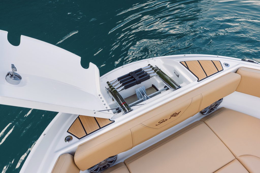 SDX 250 Surf bow compartment with ladder