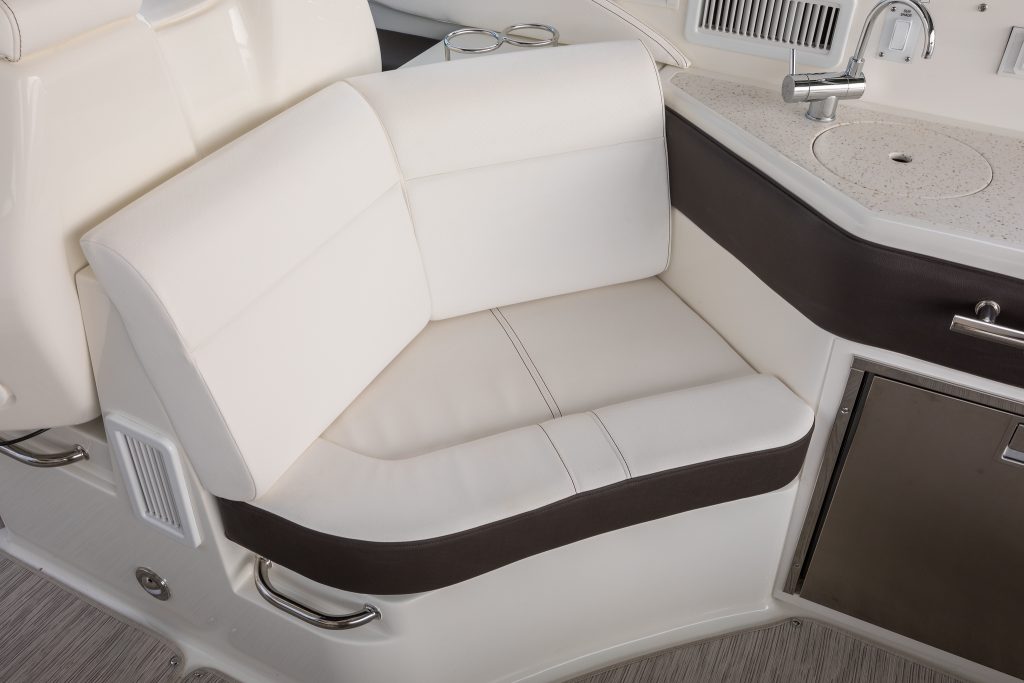 Sea Ray 320 Sundancer IB 2027 (17)