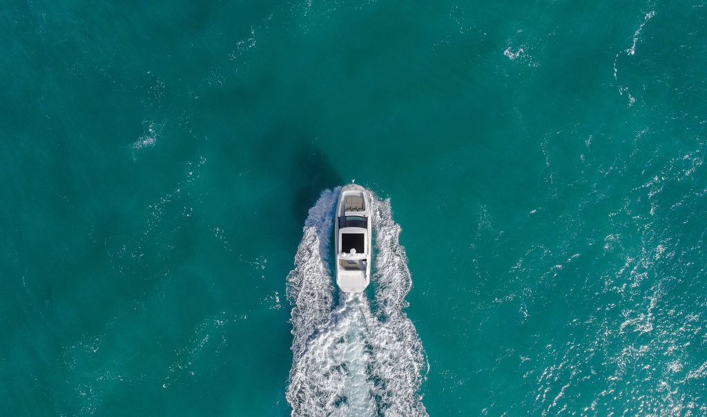 Sundancer 320 coupe aerial view