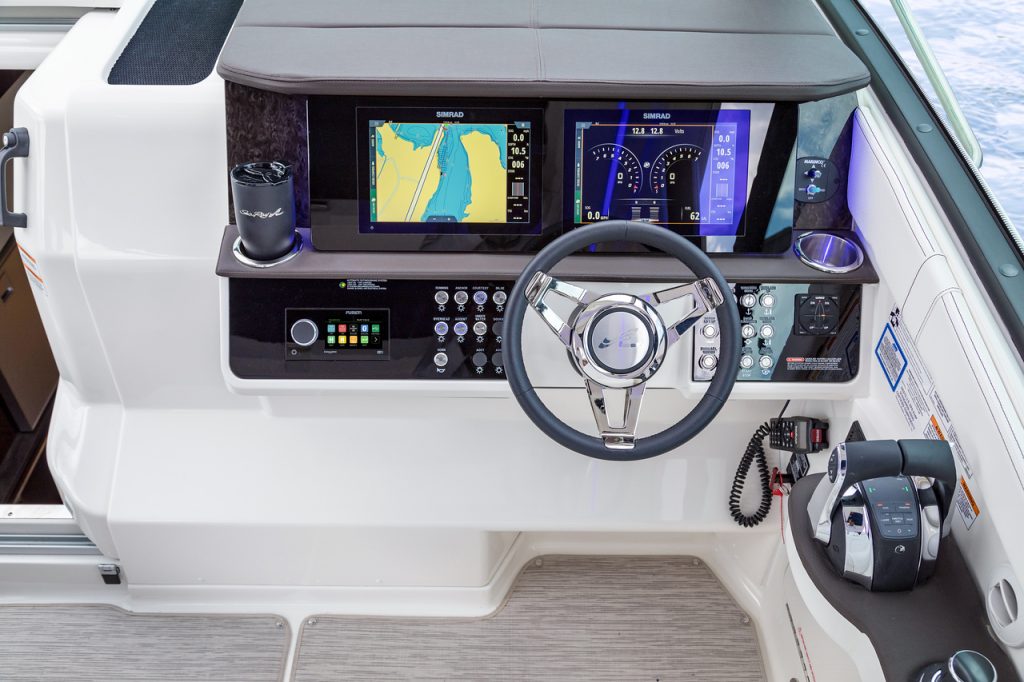 Sea Ray 320 Sundancer IB 2027 (38)