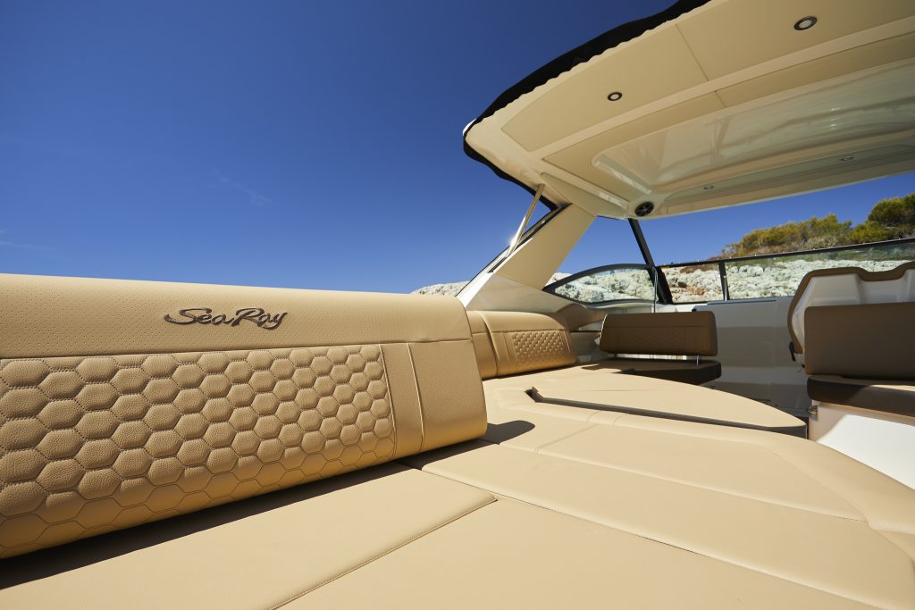 Sea Ray 320 Sundancer IB 2027 (8)