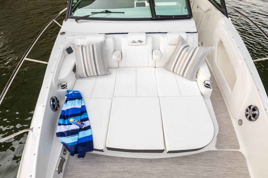Sea Ray 320 Sundancer IB 2027 (9)