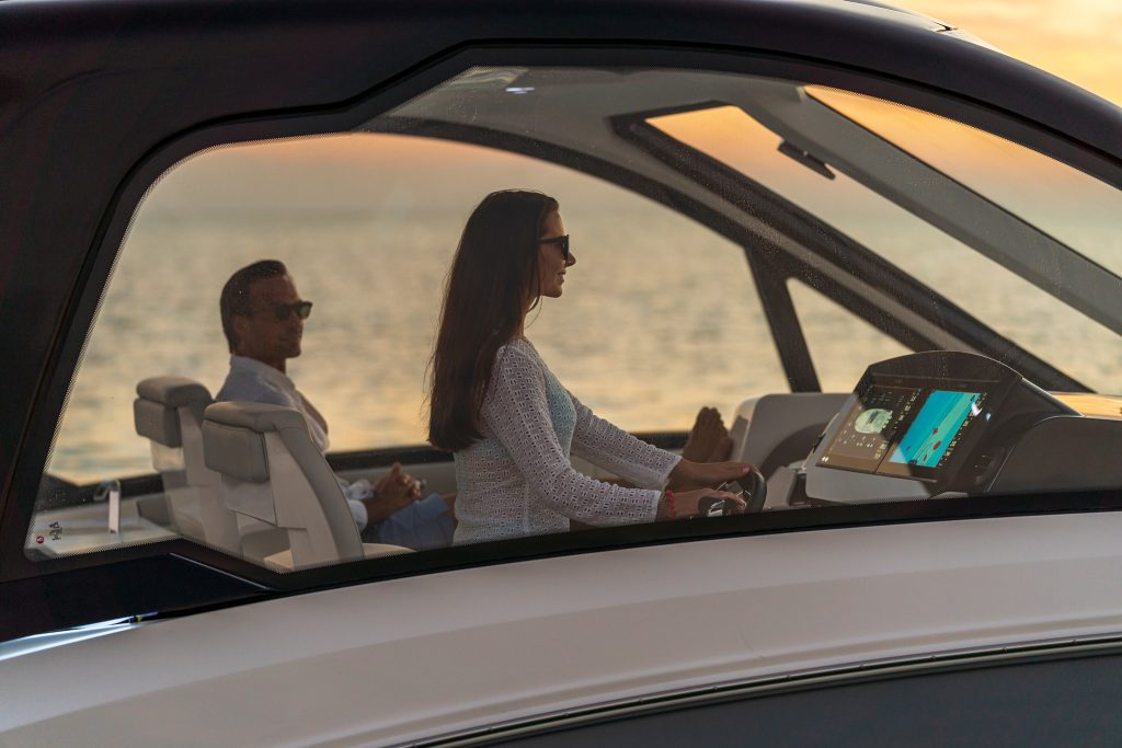 Sea Ray 370 Sundancer OB 2027 (39)