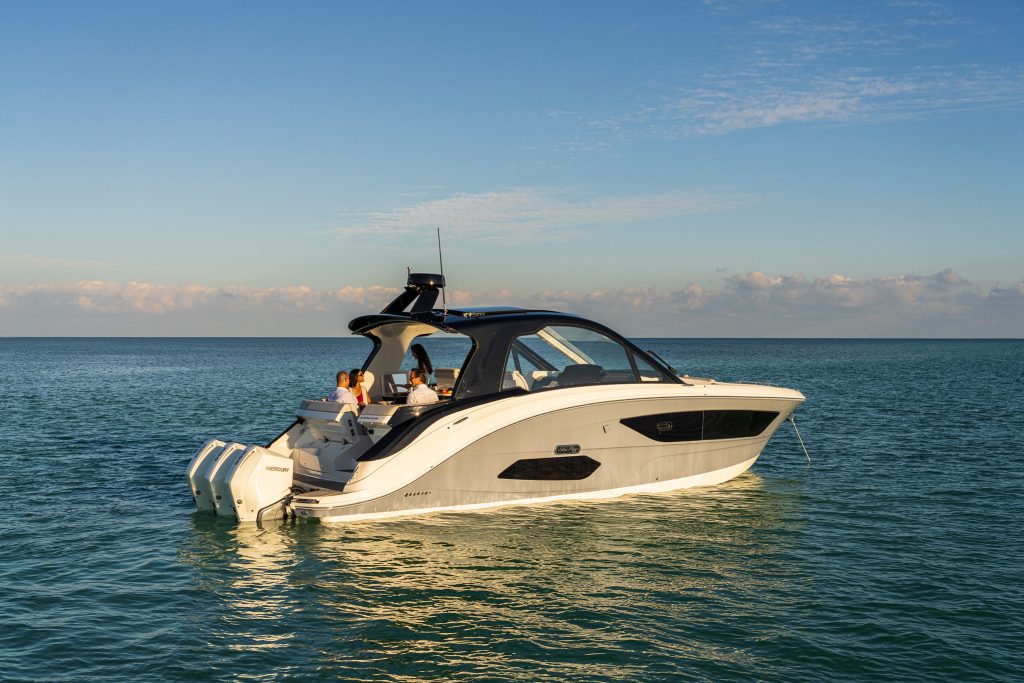 Sea Ray 370 Sundancer OB 2027 (46)