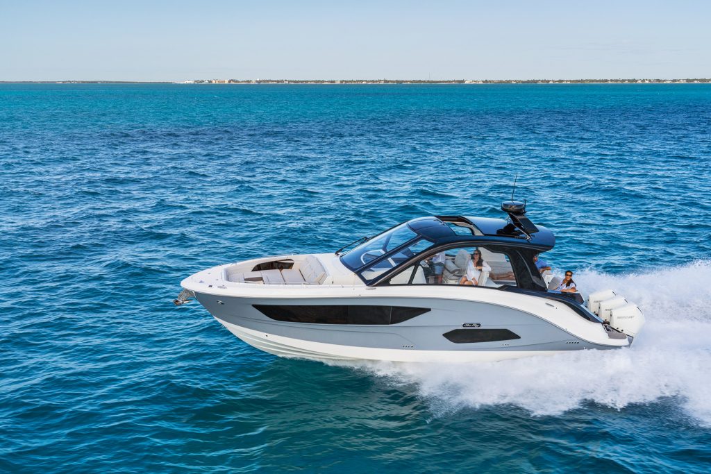 Sea Ray 370 Sundancer OB 2027 (62)