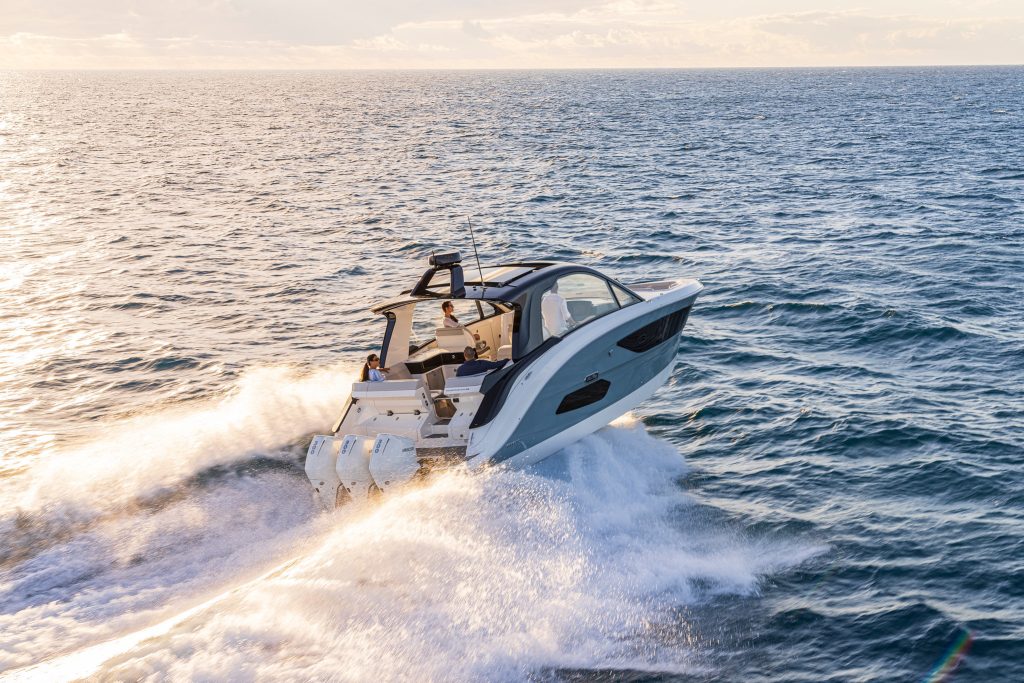 Sea Ray 370 Sundancer OB 2027 (73)