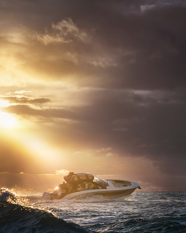 Sundancer 370 Outboard at sunset