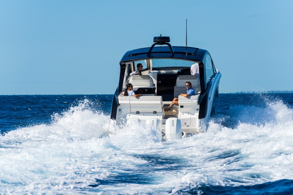 Sea Ray 370 Sundancer OB 2027 (79)