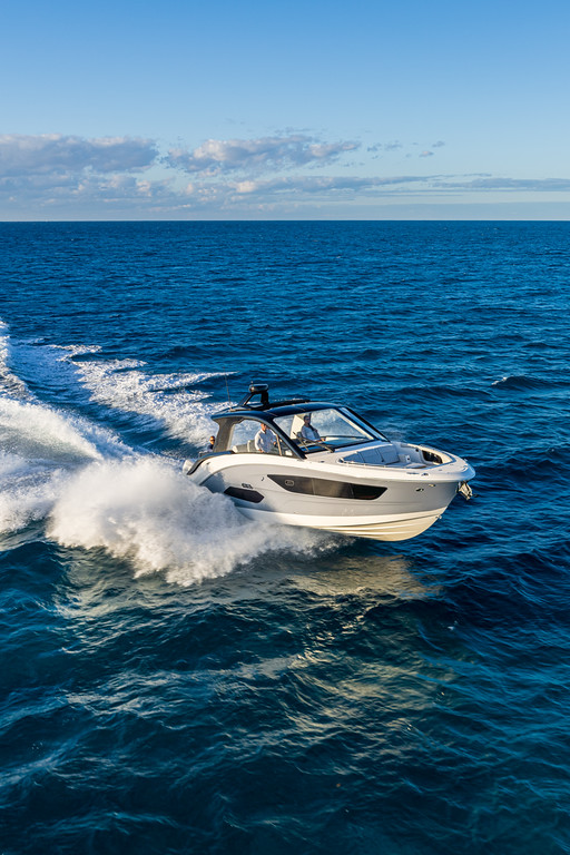 Sea Ray 370 Sundancer OB 2027 (90)
