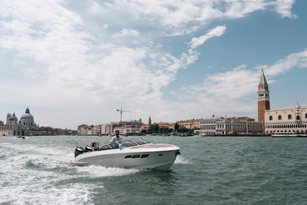W29 (19)