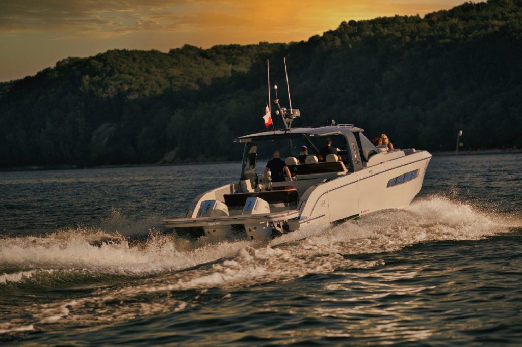W43 (18)