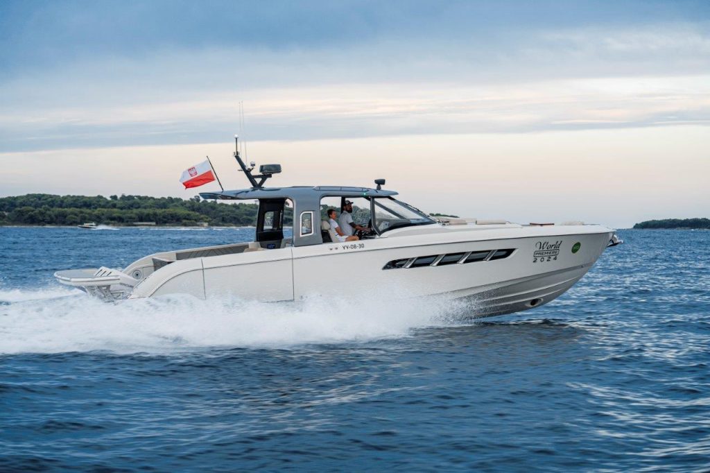 W43 (62)